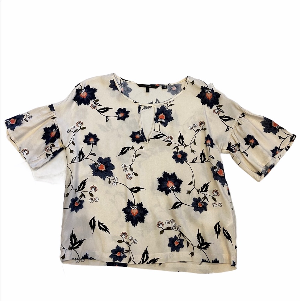 2/$25 VERO MODA Floral Bell Sleeves Size Small GUC
